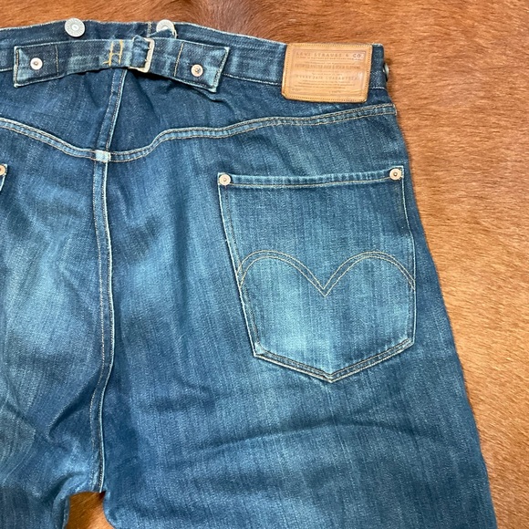 Levi’s Vintage Clothing 1915 Cinch Back Selvage Denim - Picture 8 of 16